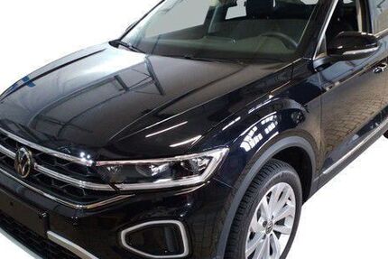 VW T-Roc 3.183 km 29.480 &euro; Frankfurt 60326
