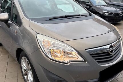 Opel Meriva 120.700 km 4.999 &euro; Torgau 04860