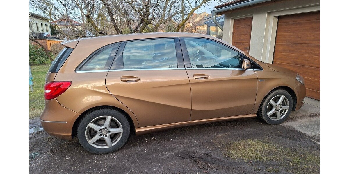 Mercedes-Benz B 180 196.000 km 6.500 &euro; Bad Schmiedeberg 06905