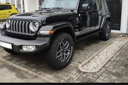 Jeep Wrangler 15.000 km 58.950 &euro; Rosenheim 83022
