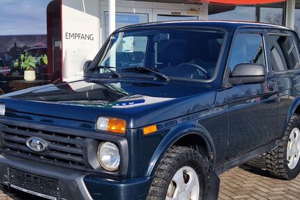 Lada Urban 30.598 km 10.490 &euro; Helbedündorf 99713