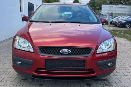 Ford Focus 206.387 km 1.400 € München 81737