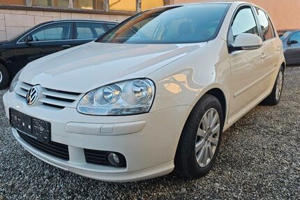 VW Golf 99.000 km 6.399 &euro; Raubling 83064