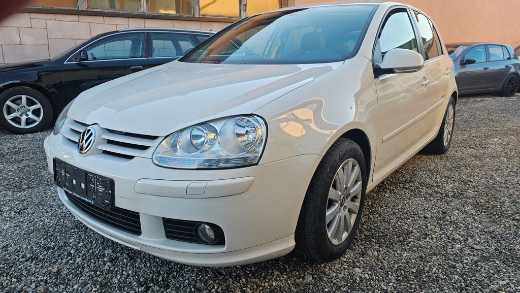 VW Golf 99.000 km 6.399 &euro; Raubling 83064