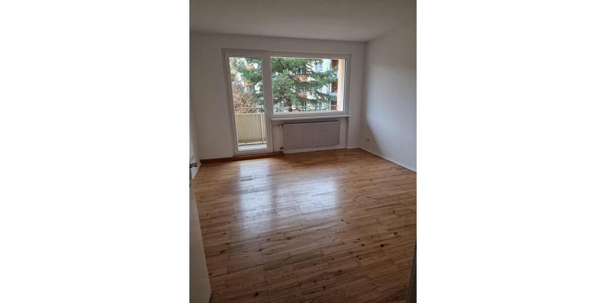 Etagenwohnung Grünwald - 2 Zimmer, 55 m&sup2;, 680&euro; | Angebot:25309035