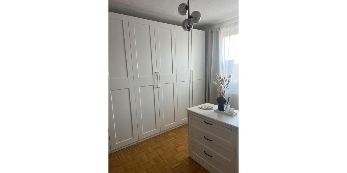 Etagenwohnung Preetz - 4 Zimmer, 96 m&sup2;, 1.300&euro; | Angebot:25381381