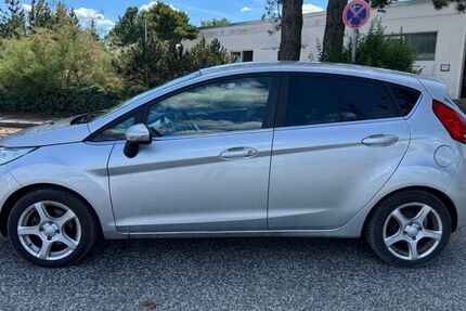 Ford Fiesta 131.874 km 4.590 &euro; Barsbüttel 22885