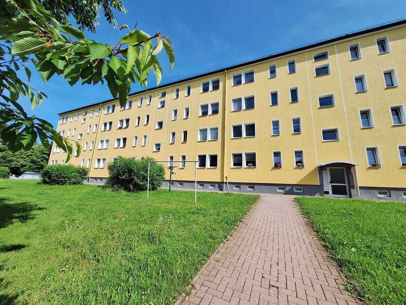 Wohnung zum Mieten in Reichenbach 241 € 50.4 m²