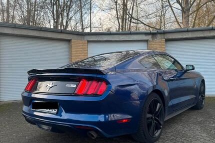 Ford Mustang 159.000 km 17.900 &euro; Braunschweig 38116