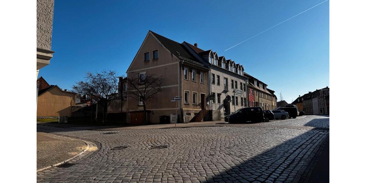 Reihenhaus Altentreptow - 6 Zimmer, 140 m&sup2;, 125.000&euro; | Angebot:23816943