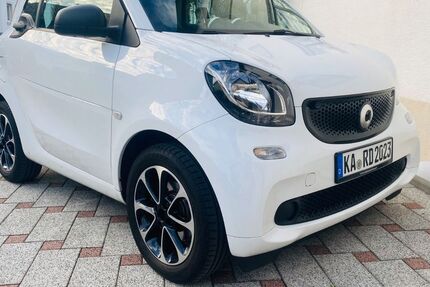Smart ForTwo 105.000 km 8.500 &euro; Karlsruhe 76133