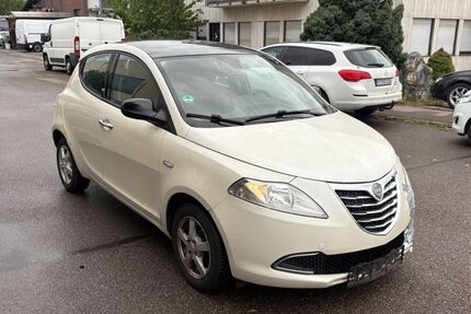 Lancia Ypsilon 88.122 km 2.999 &euro; Weil im Schönbuch 71093