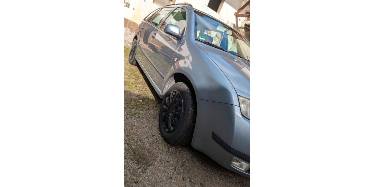 Skoda Fabia 180.700 km 2.400 &euro; Ober-Ramstadt 64372