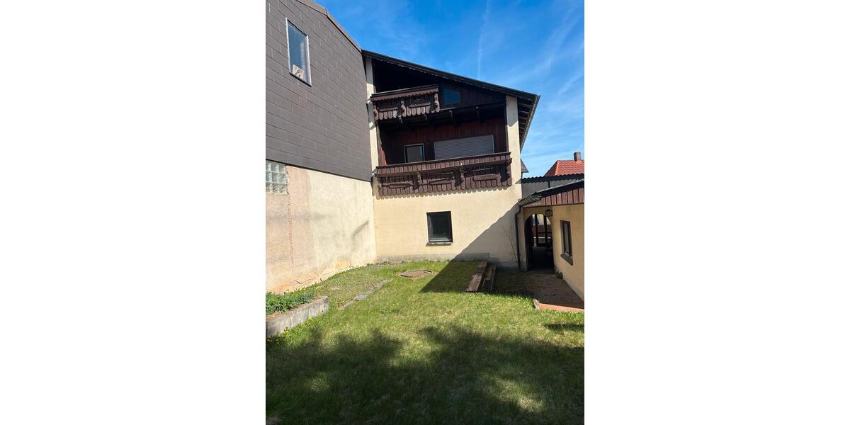 Doppelhaushälfte Hirschau - 8 Zimmer, 20 m&sup2;, 300.000&euro; | Angebot:26477756