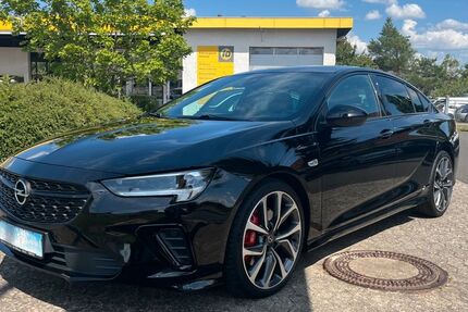 Opel Insignia 60.006 km 24.990 &euro; Bad Wildungen 34537