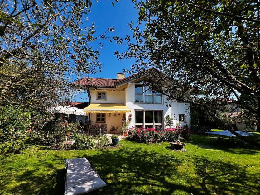 Haus zum Kaufen in Eggstätt 1.590.000 € 300 m²