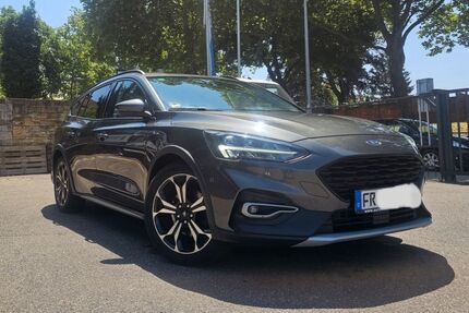 Ford Focus 60.000 km 12.935 € Freiburg 79104