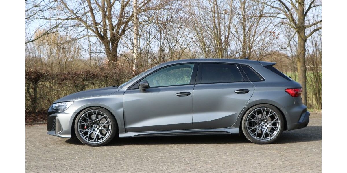 Audi RS3 16.500 km 66.490 &euro; Paderborn 33102