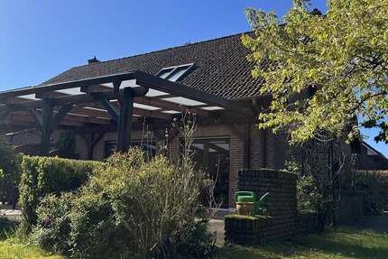 Haus Ardestorf Ardestorf - 4.5 Zimmer, 107 m&sup2;, 1.190&euro; | Angebot:26401875