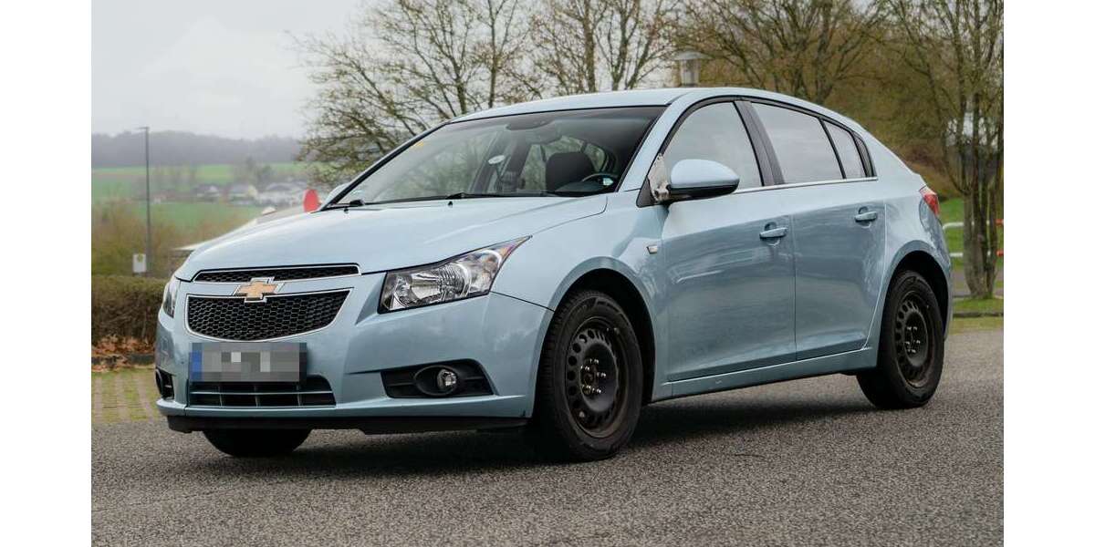 Chevrolet Cruze 131.994 km 3.900 &euro; Kümbdchen 55471