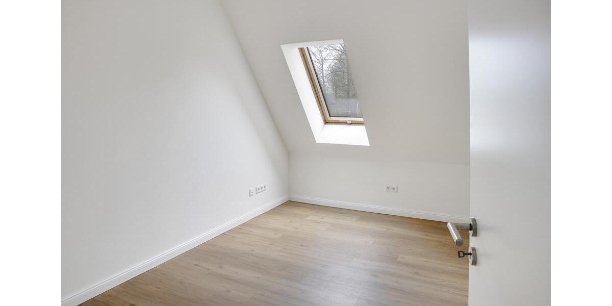 Reihenhaus Rieseby - 6 Zimmer, 200 m&sup2;, 2.100&euro; | Angebot:26230275