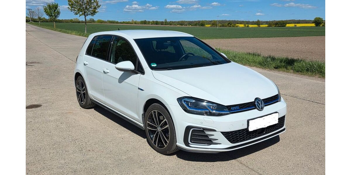 VW Golf 117.000 km 16.590 &euro; Sickte 38173
