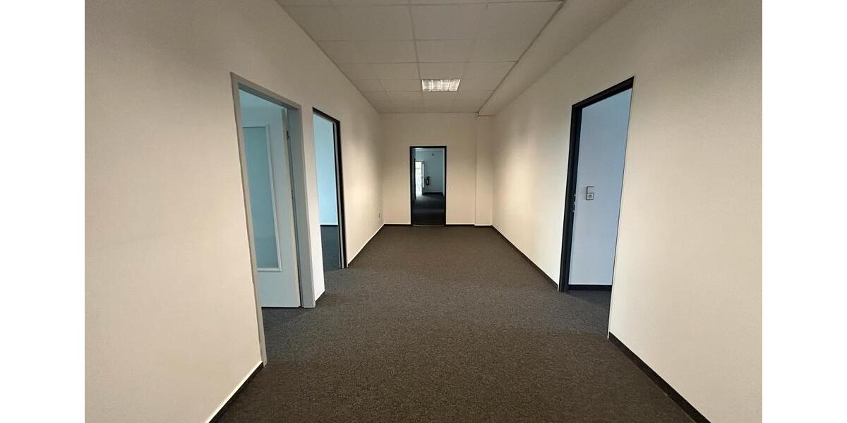 Gewerbeobjekt Lehrte - 10&euro; | Angebot:24663194