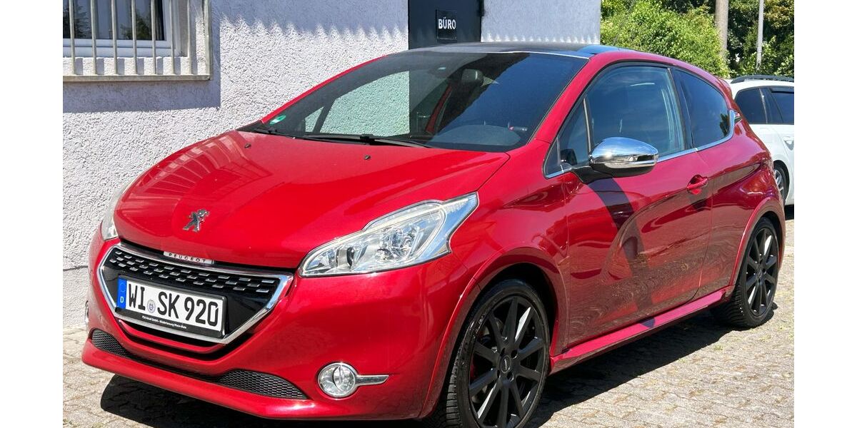 Peugeot 208 81.000 km 7.810 &euro; Wiesbaden 65199