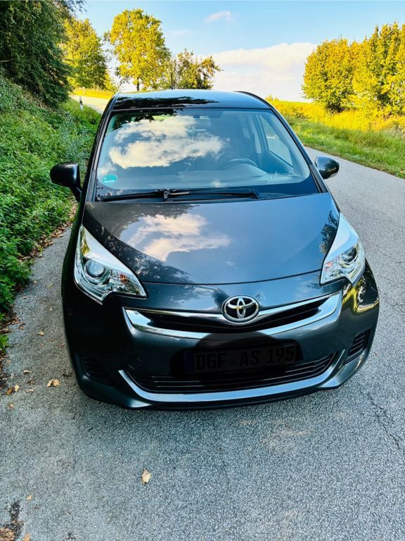 Toyota Verso-S 66.775 km 7.990 € Landau 94405
