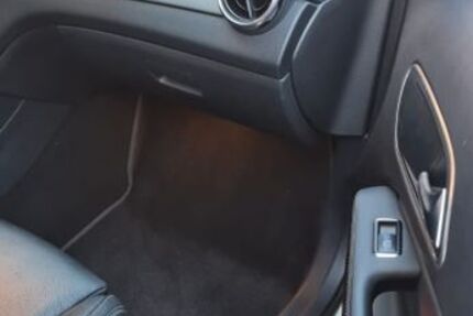 Mercedes-Benz GLA 250 95.870 km 19.500 &euro; Düsseldorf 40489