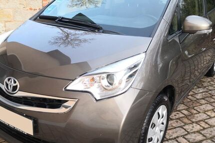 Toyota Verso-S 24.377 km 12.690 &euro; Dresden-Heidenau 01809