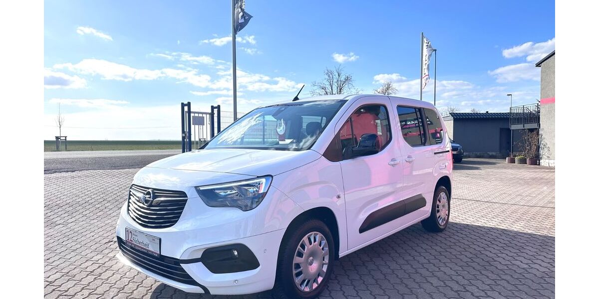 Opel Combo 44.789 km 16.999 &euro; Kabelsketal/OT Großkugel 06184