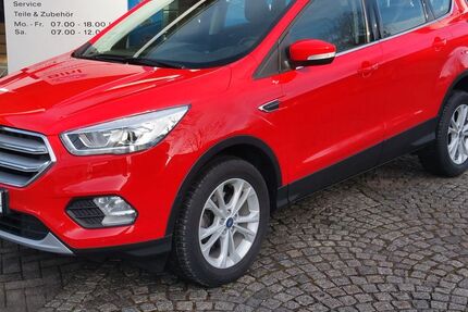 Ford Kuga 63.000 km 16.490 &euro; Überlingen 88662