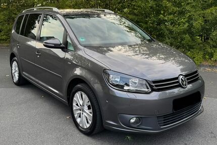 VW Touran 237.000 km 5.990 &euro; Burbach 57299