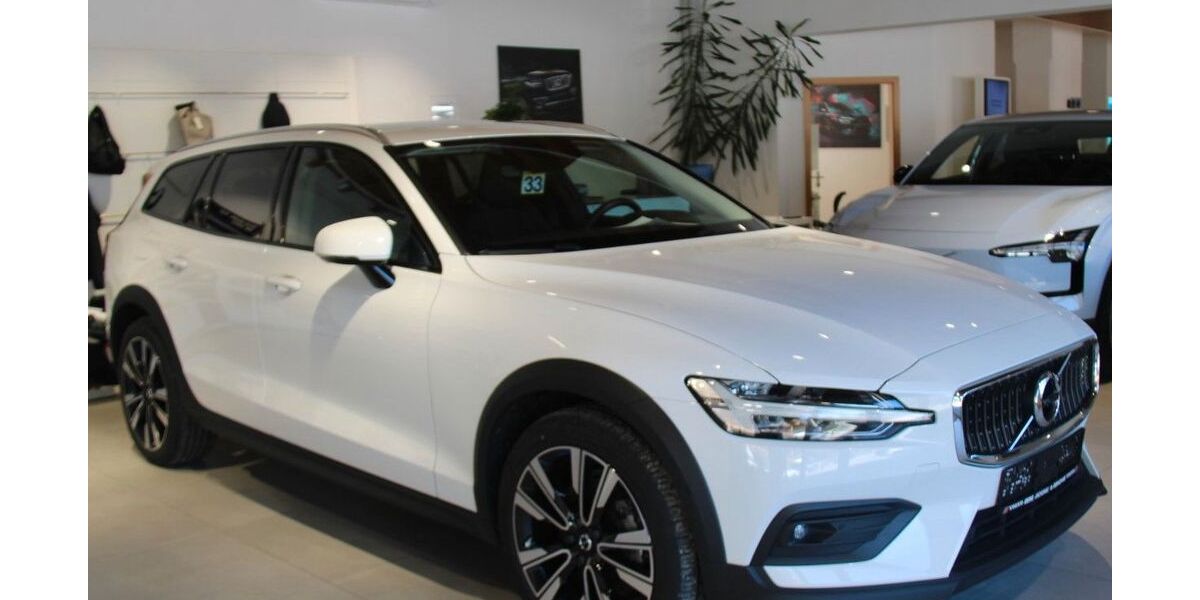 Volvo V60 51.812 km 28.750 &euro; Jachenau 83676