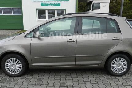 VW Golf 109.928 km 8.490 &euro; Fürstenwalde 15517