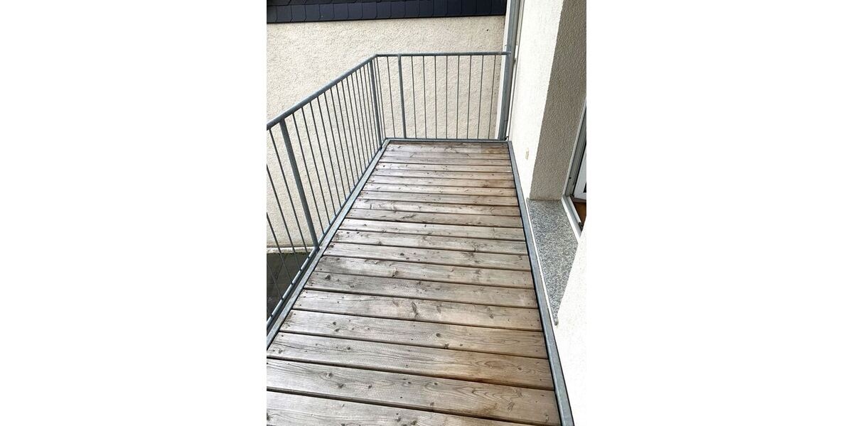 Moderne 2-Zimmer Wohnung im 2.OG mit EBK & Balkon - Etagenwohnung Mittweida | Angebot:27329901