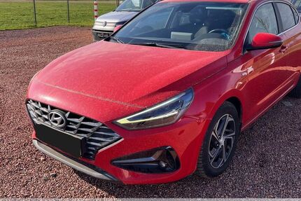 Hyundai i30 37.600 km 16.999 &euro; Oberlungwitz 09353