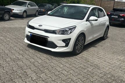 Kia Rio 68.500 km 17.000 &euro; Burgschwalbach 65558
