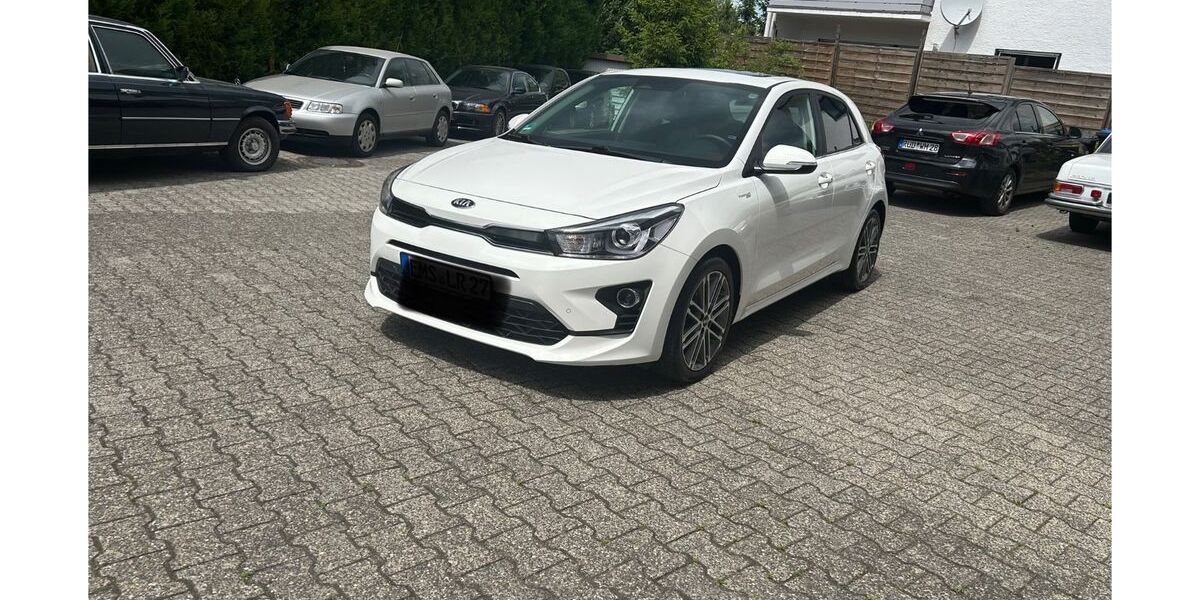 Kia Rio 68.500 km 17.000 &euro; Burgschwalbach 65558