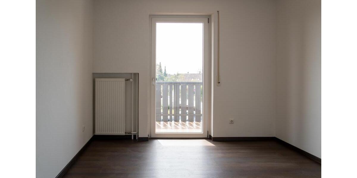 Etagenwohnung Regensburg Galgenberg - 5 Zimmer, 119 m&sup2;, 1.940&euro; | Angebot:25881477