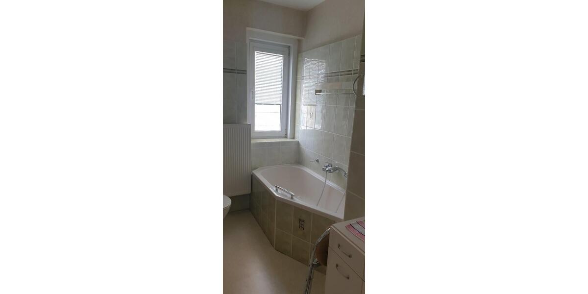 Einfamilienhaus Glauchau - 5 Zimmer, 140 m&sup2;, 180.000&euro; | Angebot:26061615