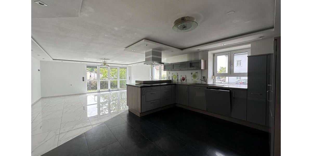 Erdgeschoßwohnung Friedberg - 3 Zimmer, 126 m&sup2;, 1.850&euro; | Angebot:26648210