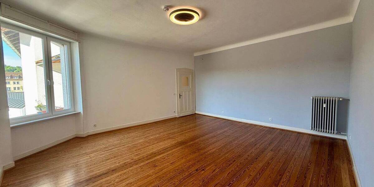Etagenwohnung Saarbrücken St Johann - 5 Zimmer, 208 m&sup2;, 1.900&euro; | Angebot:26358490
