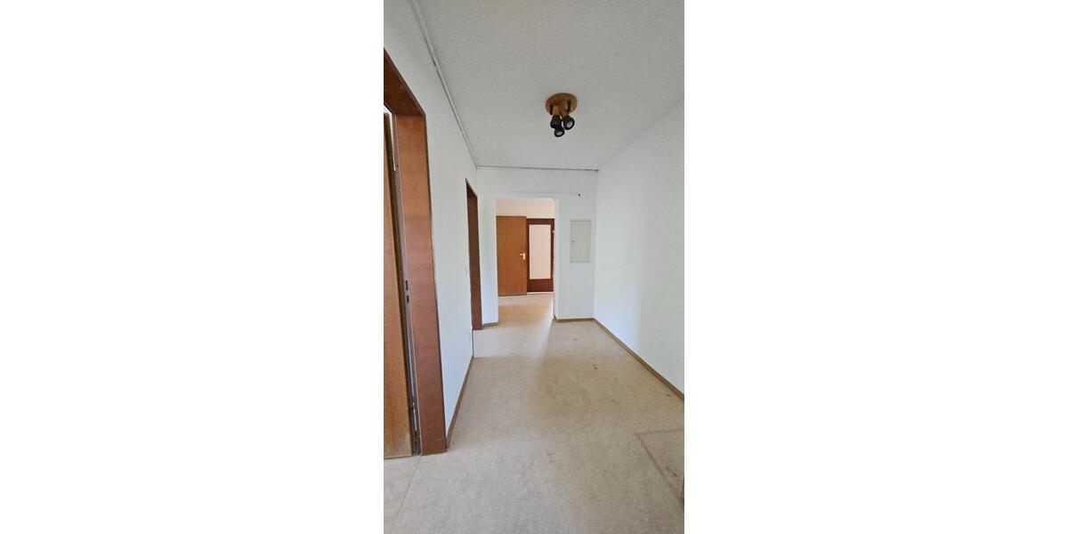 Etagenwohnung Immenreuth - 1 Zimmer, 78 m&sup2;, 450&euro; | Angebot:25852676