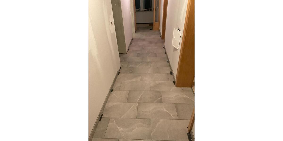 Einfamilienhaus Meßstetten - 8 Zimmer, 160 m&sup2;, 1.600&euro; | Angebot:24962972