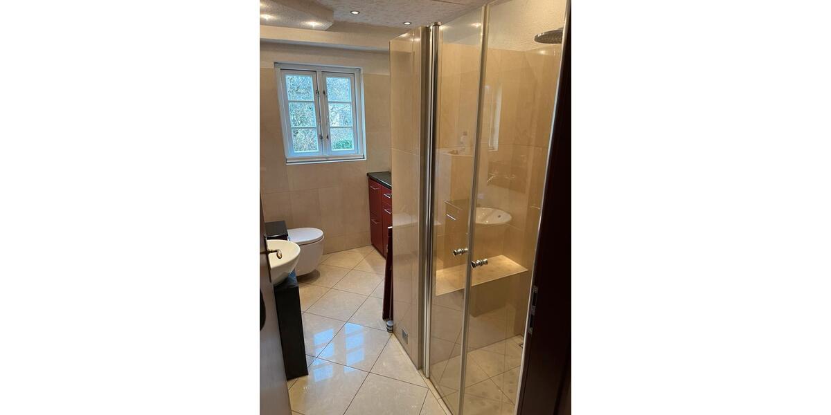 Haus zur Miete mit Einliegerwohnung 8 zimmer