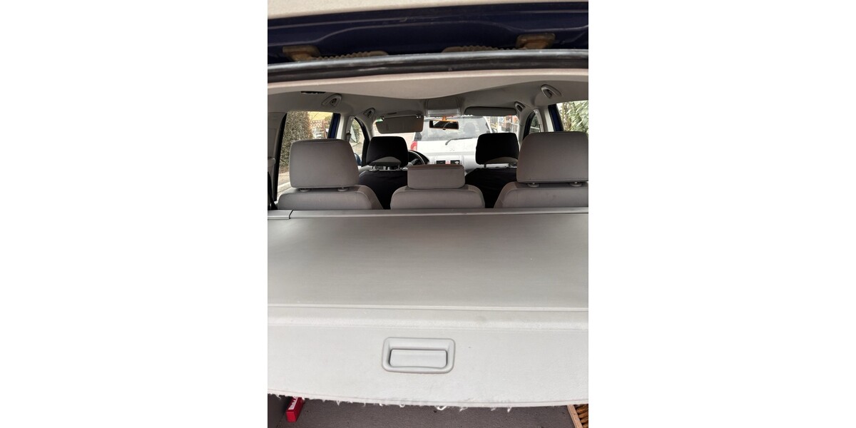 VW Touran 268.000 km 1.998 &euro; Altbach 73776