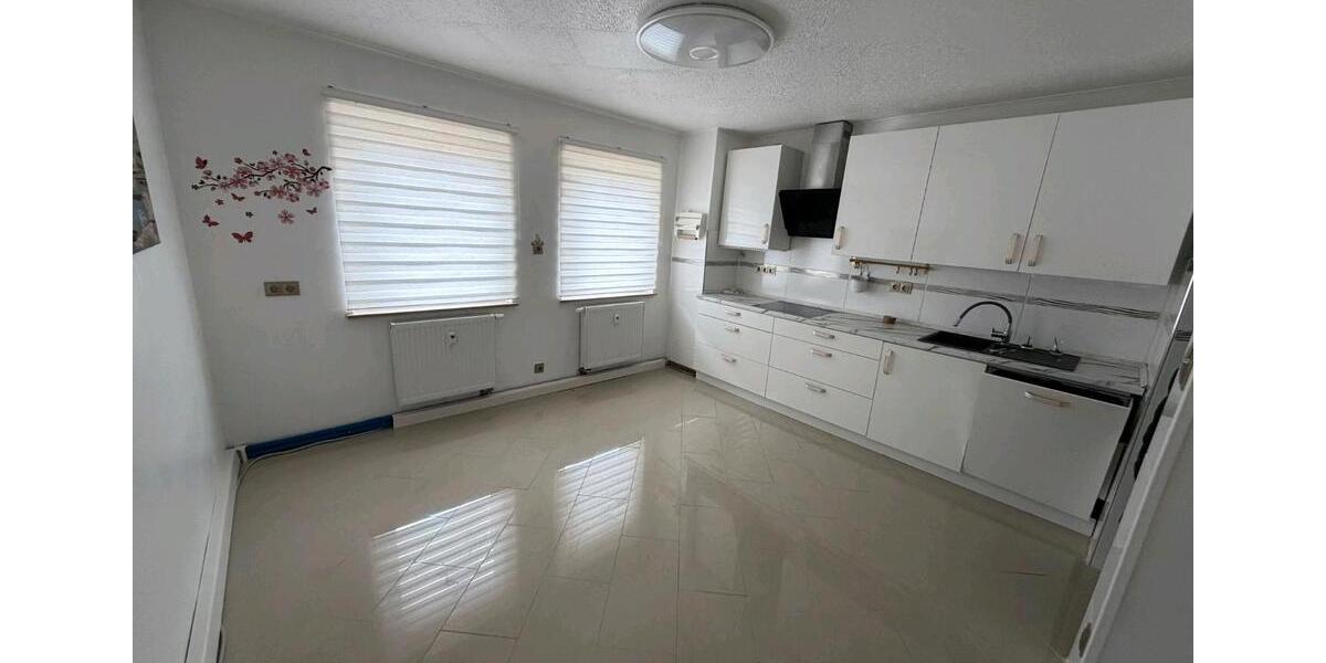 Etagenwohnung Ludwigsstadt - 3 Zimmer, 104 m&sup2;, 550&euro; | Angebot:26399440
