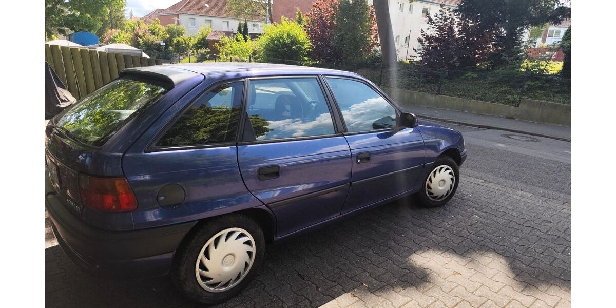 Opel Astra 105.000 km 3.000 &euro; Curau 23617